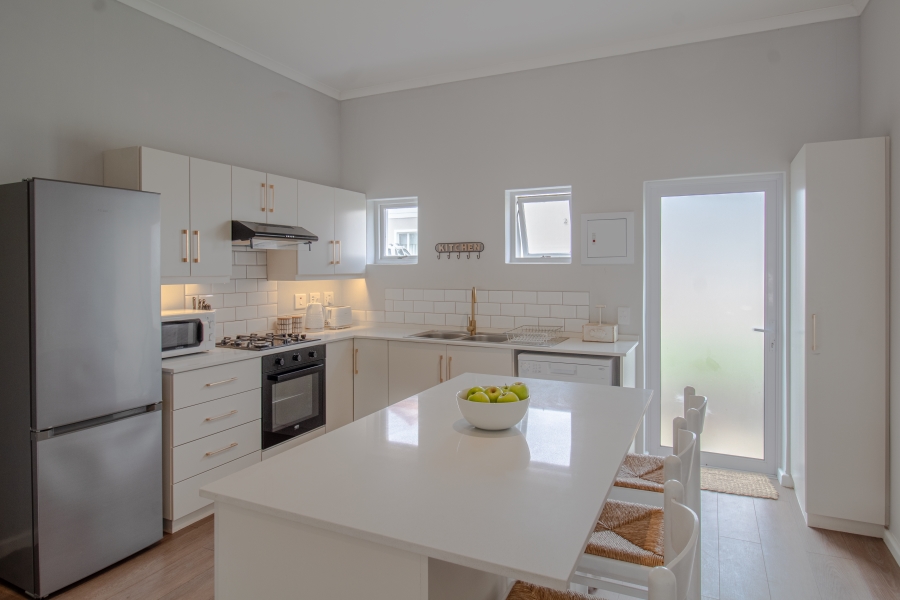 To Let 2 Bedroom Property for Rent in Keurboomstrand Western Cape